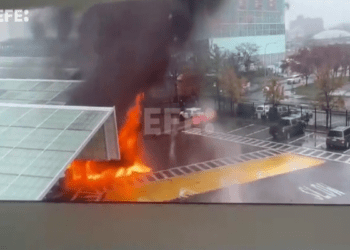 Explosión de coche bomba deja dos muertos en la frontera entre EU y Canadá