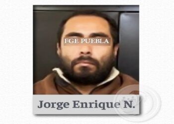 Se hacía pasar como agente ministerial y es detenido en Puebla