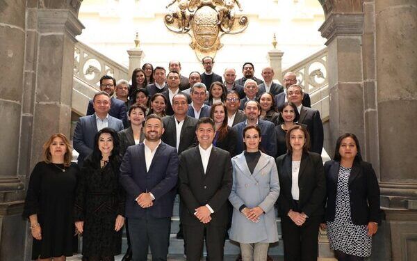 Asumirá alcaldía Adán Domínguez