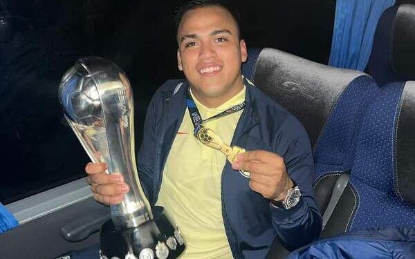 Poblano consigue campeonato con el América