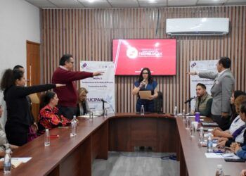 Rinde protesta comité municipal para la prevención del embarazo en adolescentes en Texmelucan