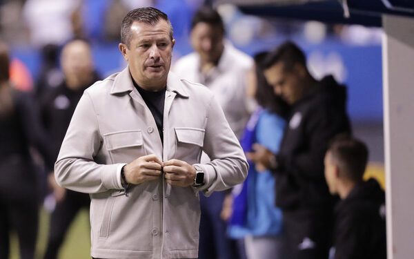 Club Puebla renueva a Ricardo Carbajal y su cuerpo técnico un año más