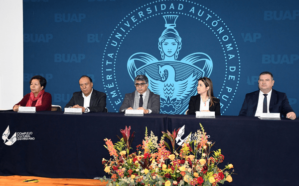 Con foro, promueve BUAP sustentabilidad