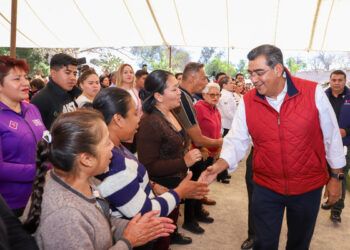 Política no debe dividir a los poblanos: gobernador