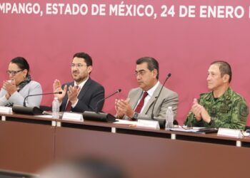 Sergio Salomón participa en Mesa de Paz Interestatal