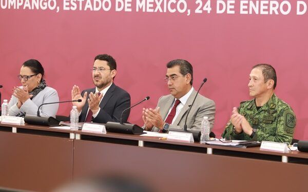 Sergio Salomón participa en Mesa de Paz Interestatal