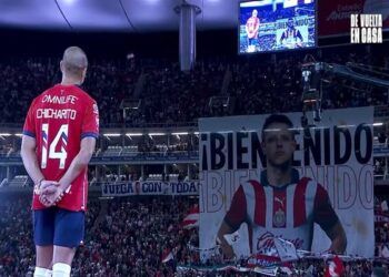 Regresa a casa: Chivas presenta a Chicharito como refuerzo