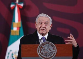 AMLO admite que no habló sobre migración en reunión con congresistas texanos