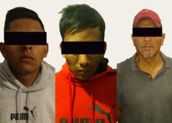 SSC Puebla detiene a 3 hombres por robo a negocio de ropa y calzado