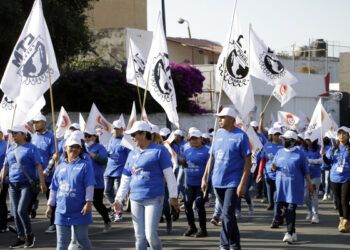 Con marcha, pedirá CTM bajar impuesto