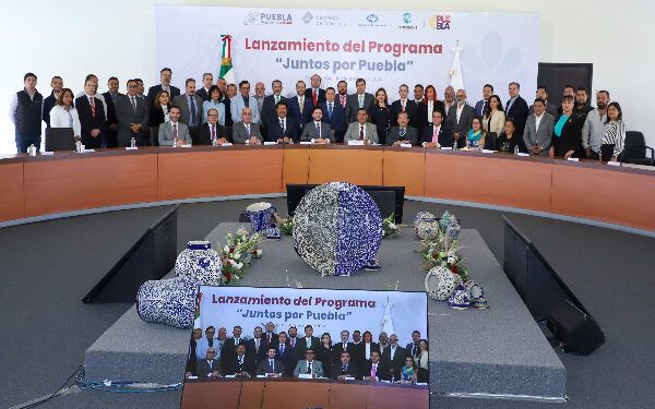 Gobernador presenta el programa «Juntos por Puebla» en apoyo a empresas poblanas