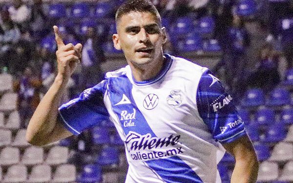 Memo Martínez dejó Puebla por 2.5 MDD