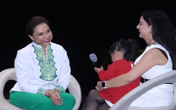 Rinde Gaby Bonilla informe de actividades como presidenta del patronato SEDIF