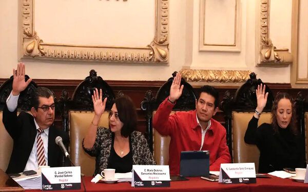 REVOLUCIÓN EN EL CABILDO DE PUEBLA