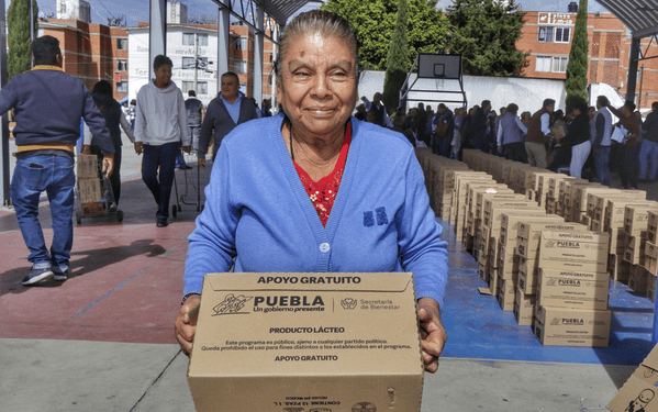 Entregan producto lácteo en la capital