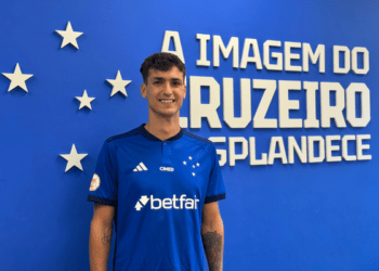 Dinenno deja a Pumas para fichar con Cruzeiro