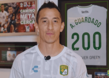 Guardado deja al Betis para fichar con León