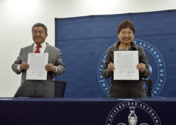 BUAP y Universidad Fuerza Migrante firman convenio de colaboración