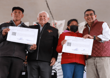 Entregan insumos del Programa de fertilizante para el Bienestar en Tepeaca