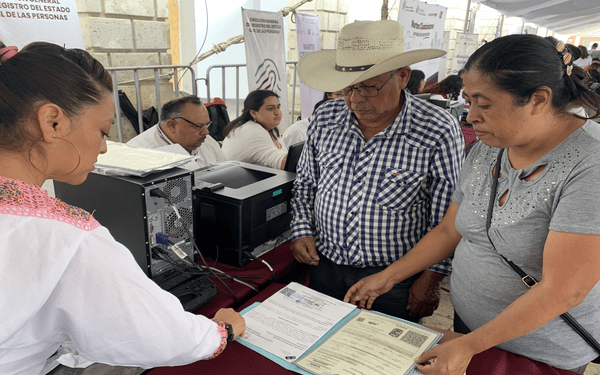 Simplifican trámites administrativos del Registro Civil en beneficio de matrimonios poblanos