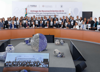 Funcionarios de Puebla se certifican en auditoría gubernamental