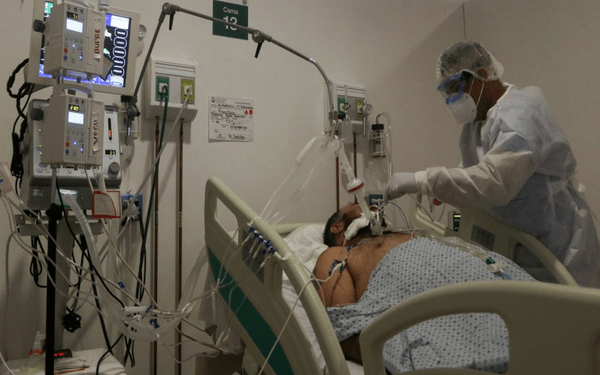 Varones mayores de 50 vivieron peor la COVID-19