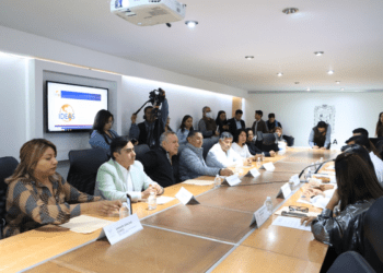 Comisión del Congreso de Puebla reconoce a migrantes poblanos
