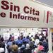 Mañana vence plazo; hacen filas por credencial