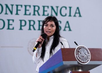Liz Vilchis decidirá libremente si se queda o va como candidata: AMLO