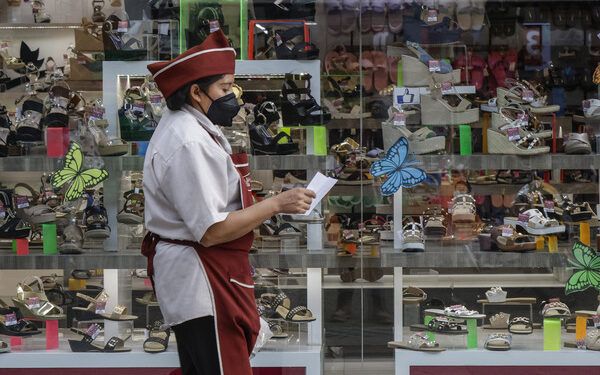 Uso de cubrebocas en Puebla para evitar contagios de enfermedades respiratorias