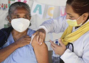 De 15 casos de COVID, 7 en Puebla capital