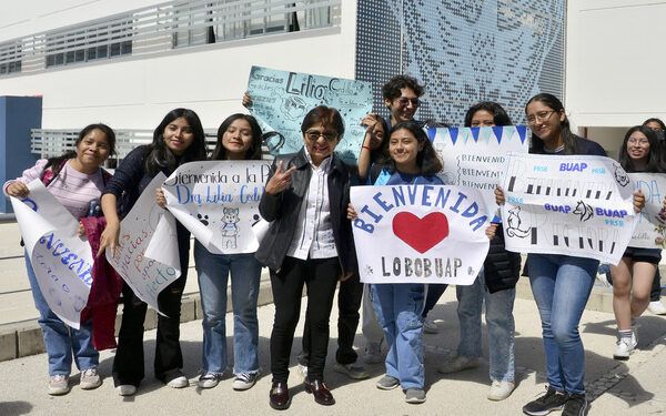 Fortalece BUAP vínculo con sociedad