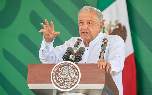 AMLO lamenta muerte de mexicana durante tiroteo en festejo de Kansas City