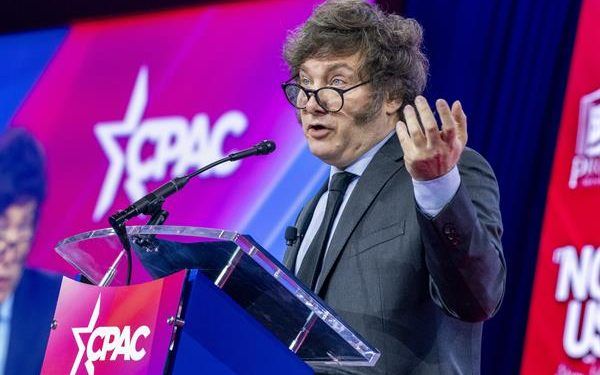 Javier Milei prohíbe el lenguaje inclusivo en el gobierno argentino