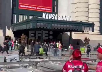 Dos menores son acusados por el tiroteo en los festejos de Kansas City