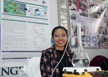 Mujeres en la ciencia, aumentando