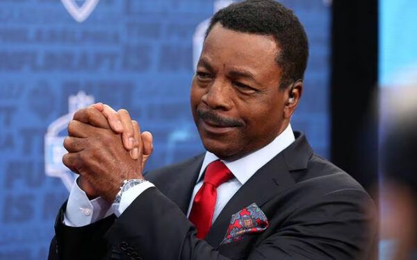 Muere Carl Weathers, interpretó a Apollo Creed en Rocky