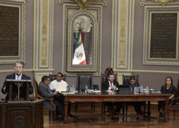 Vinculados a proceso, 20 servidores públicos: Fiscalía