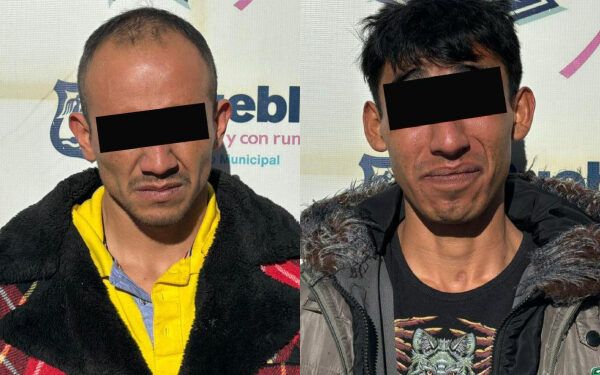 SSC Puebla detiene a dos hombres por robo a tienda de conveniencia