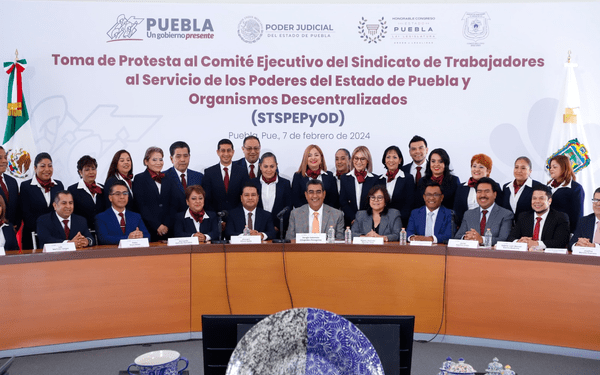 Sergio Salomón garantiza derechos de los trabajadores del gobierno estatal