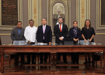 Titular de la Fiscalía General del Estado comparece ante el Congreso de Puebla