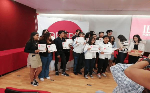 Estudiantes del COBAEP reciben mención honorífica en la «Olimpiada Estatal de Filosofía»