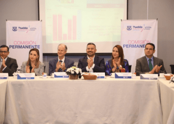Alcalde de Puebla encabeza la 16° sesión de la Comisión Permanente