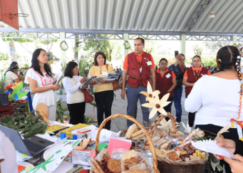 Voluntariado del Congreso de Puebla participa en el Noveno Encuentro Intercultural Bilingüe de Epatlán