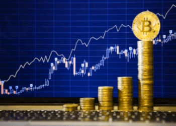 Bitcoin llega a niveles de 2021 y alcanza los 60 mil dólares