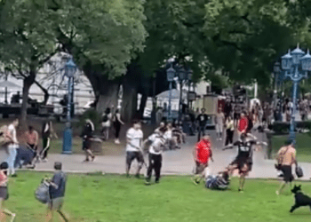 Vetan de por vida en Argentina a hinchas chilenos, tras incidentes en la Copa Libertadores