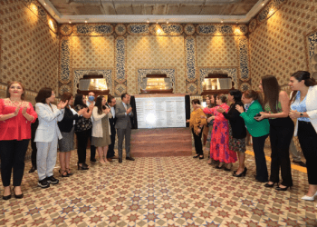 Congreso de Puebla devela placa conmemorativa a las Mujeres Legisladoras de Puebla