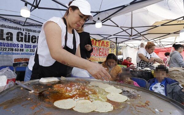 Por Miércoles de Ceniza, autorizan instalación de comerciantes en ocho iglesias de Puebla capital