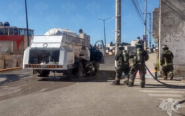 Se registró fuga de gas de una pipa en La Guadalupana