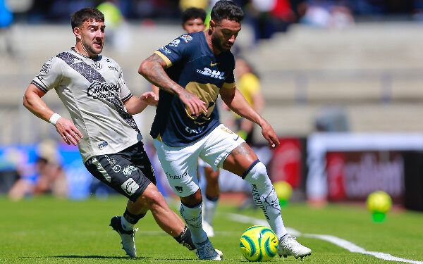 Aplica Pumas goleada de 3-0 a La Franja